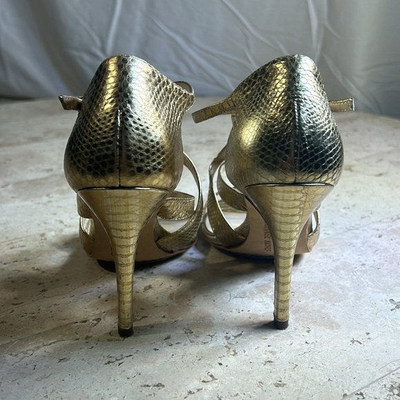 Michael Kors gold heeled sandals. Size 6. - Picture 4 of 10